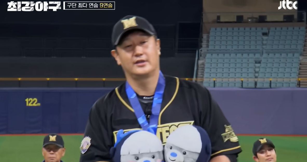 최강야구 시즌3 강릉영동대 경기 - MVP 이대호