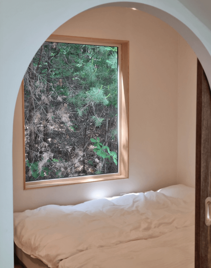 스테이 다정다감 침실