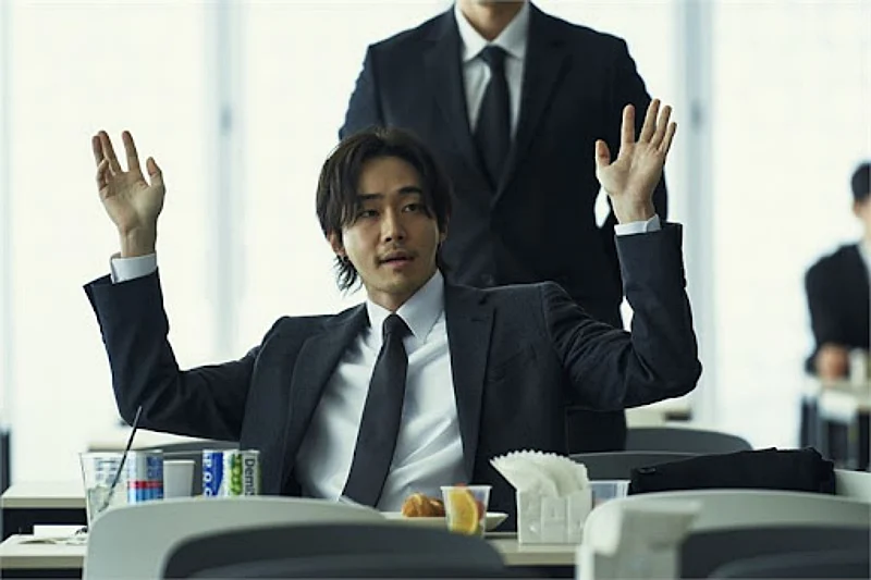 폭군ㅔ서 연모용 역을 맡은 무진성