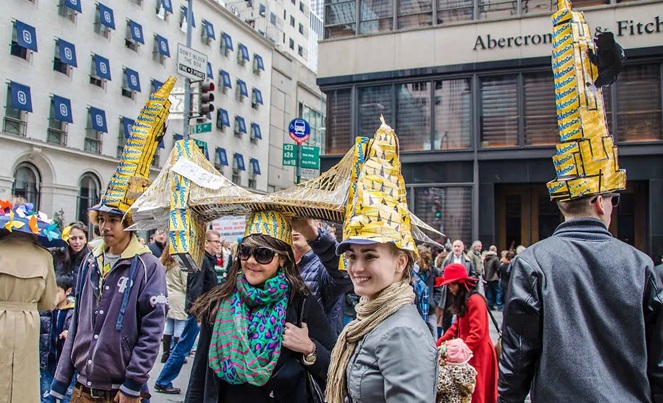 이스터에그 퍼레이드 (사진 : TimeOut)