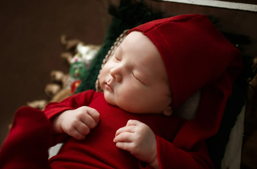 잠자는 신생아