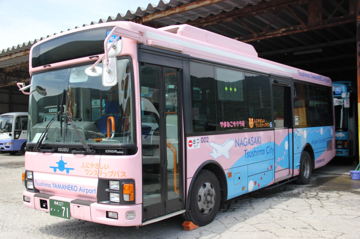 대마도 버스의 외관