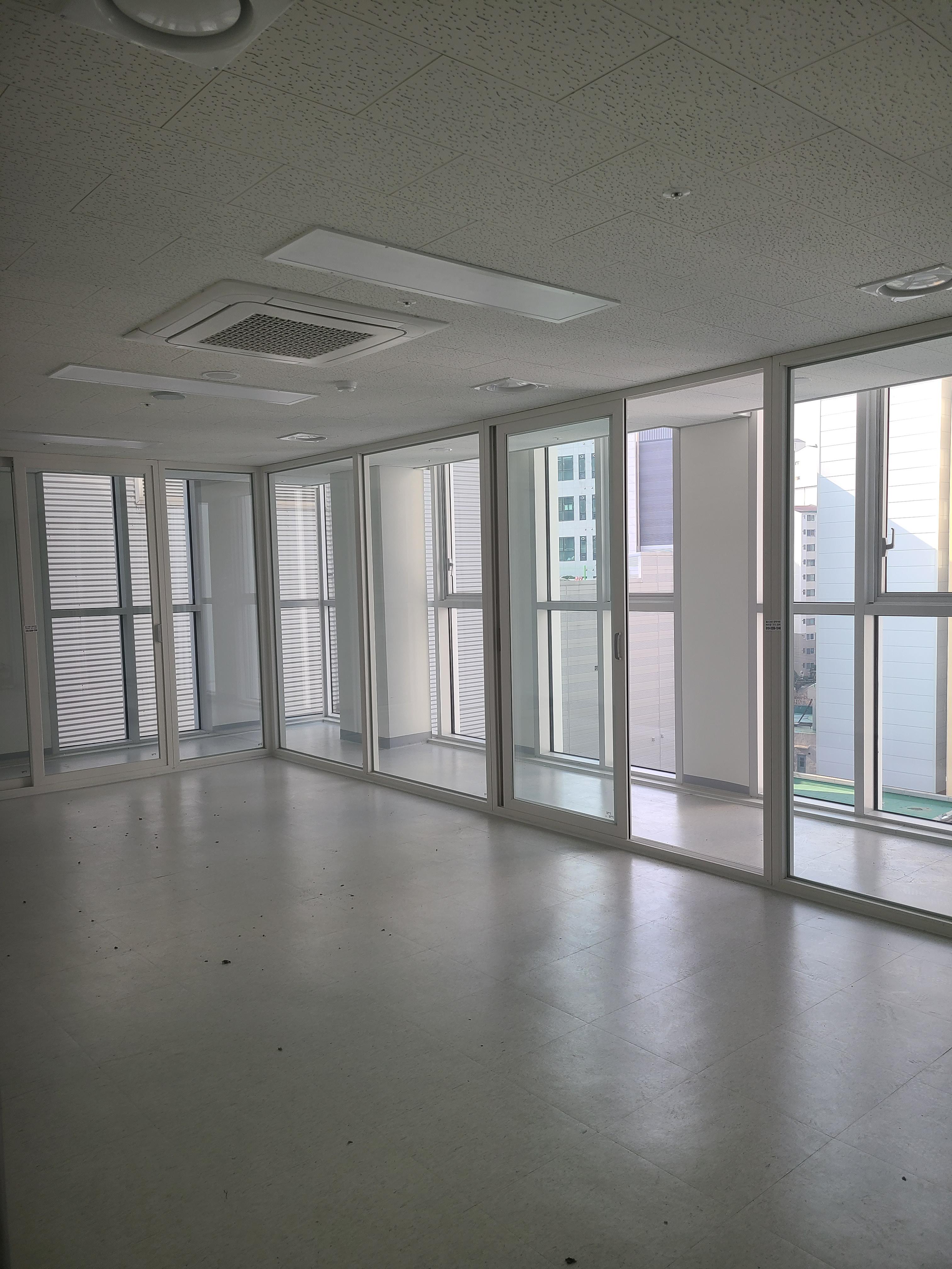 한강 G트리타워 섹션오피스8