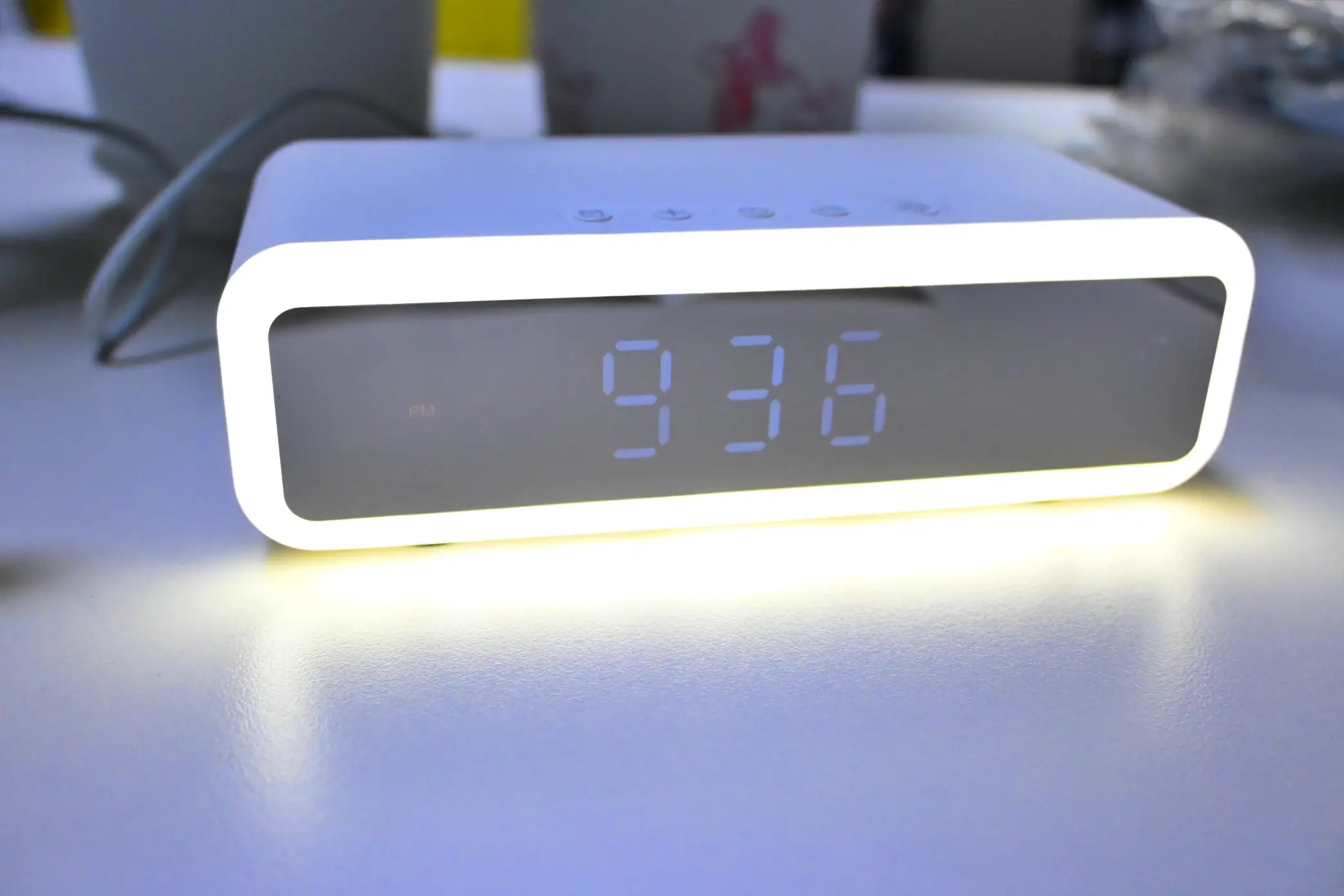 LED 무등과 알람시계 기능이 있는 고속무선충전기 사진9