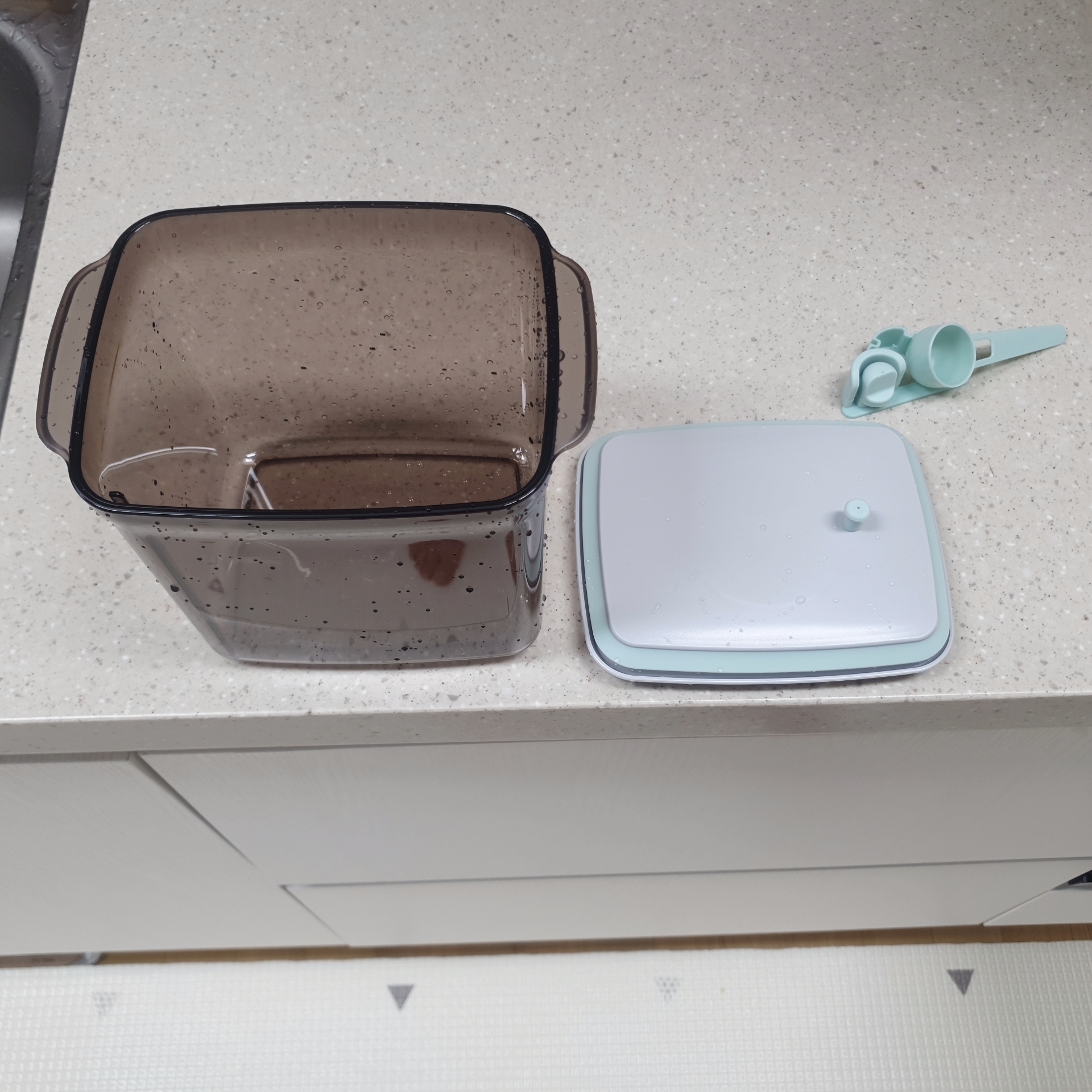 힙 분유 통 세척1