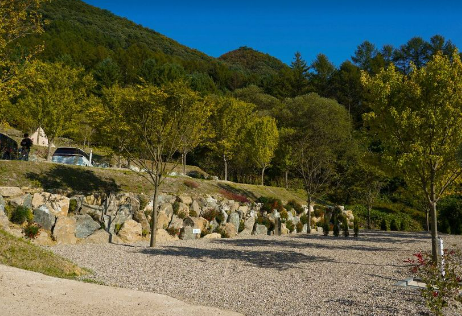 집 밖으로 캠핑장 B공간