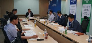 문재인 정부 윤창렬 사회조정실장