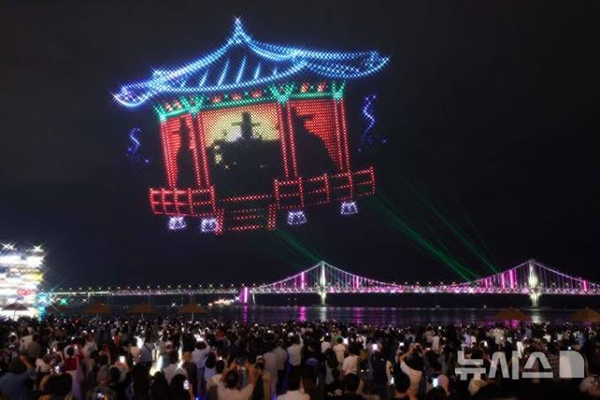 화려한 추석 드론-레이저쇼