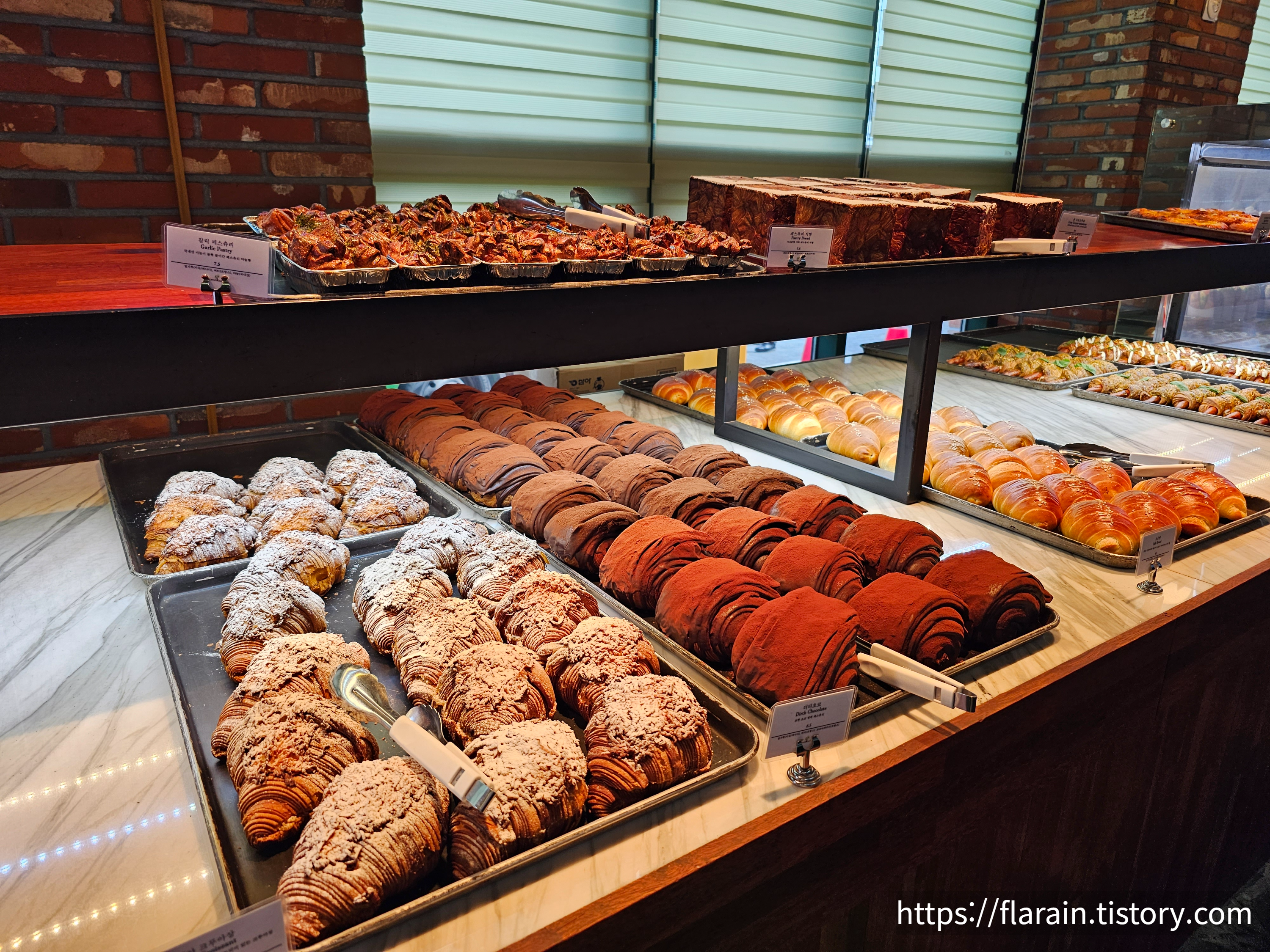 포레스트아웃팅스 일산점 대형 베이커리카페