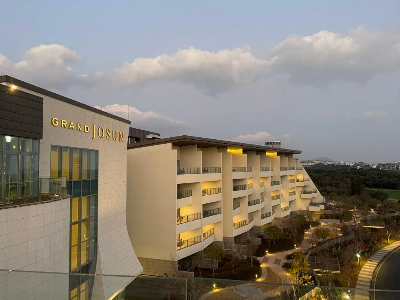 그랜드-조선-제주-수영장