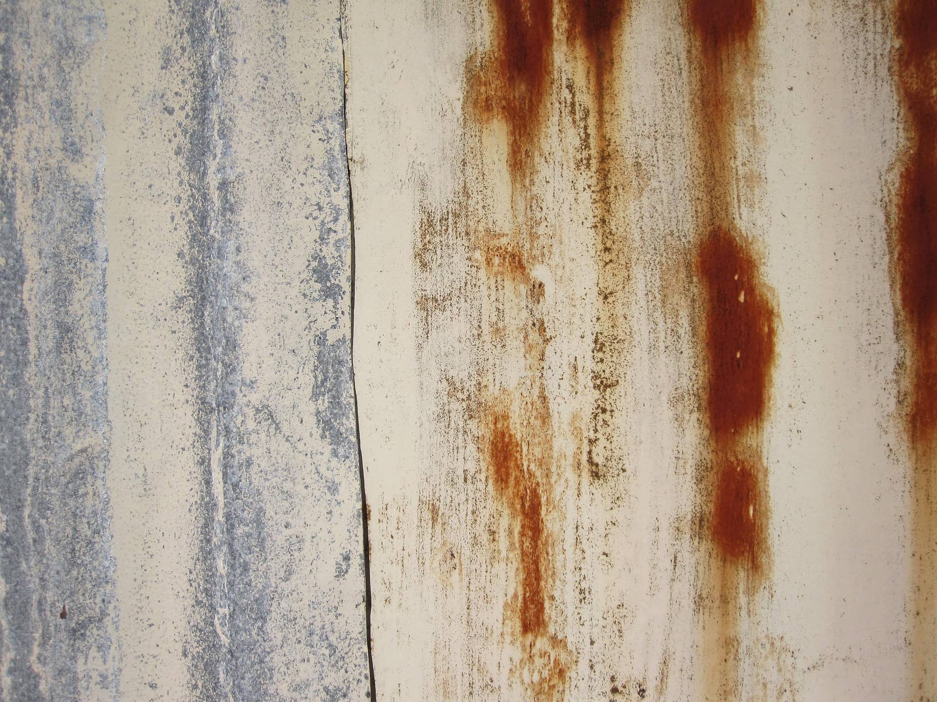 철이 녹슬어 붉어지는 산화 반응