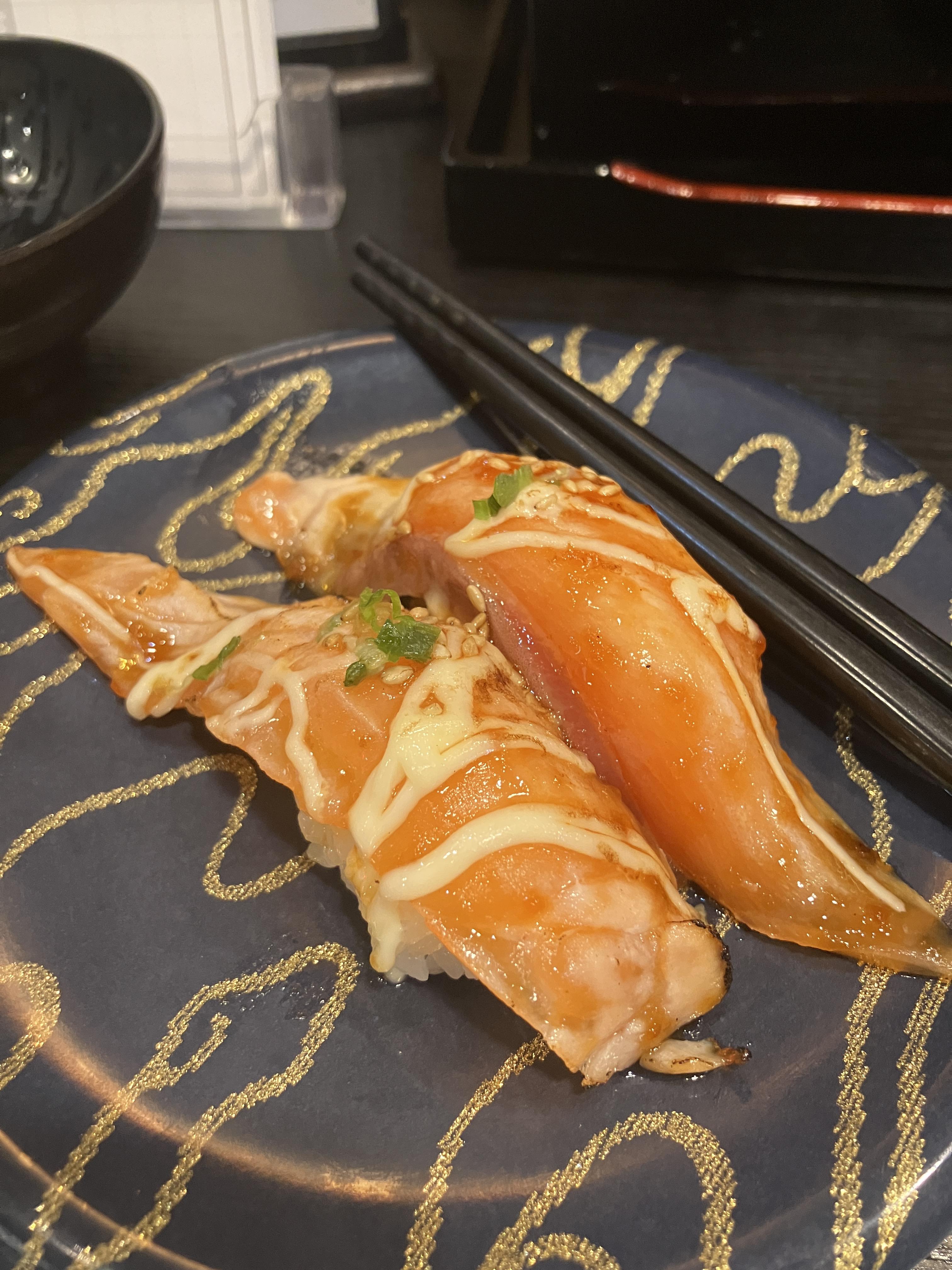 연어초밥