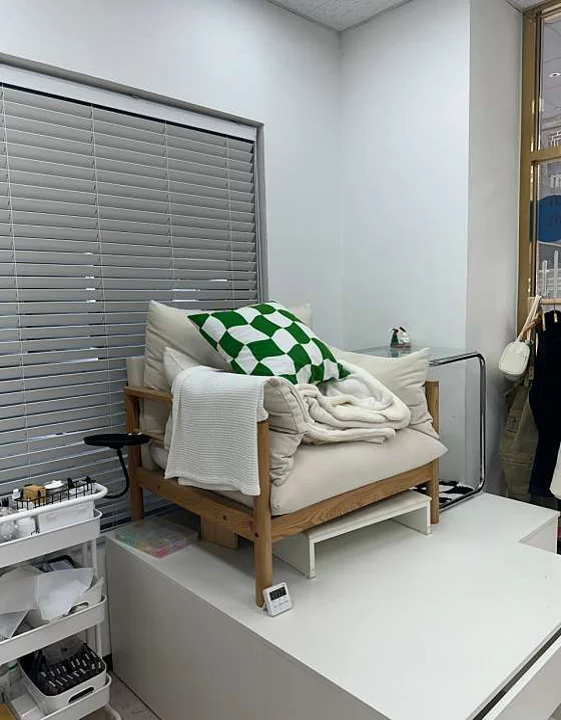 이로네일 서울대입구점