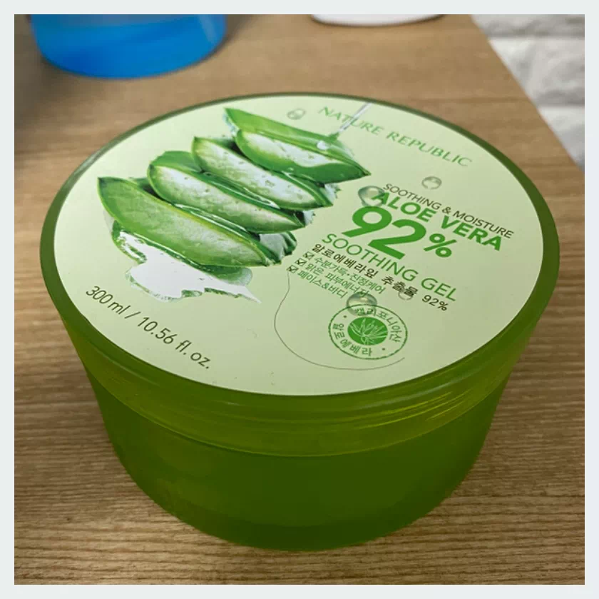 네이처 리퍼블릭의 알로에베라 92% 수딩젤
