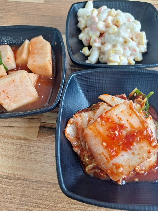 칼국수집 밑반찬