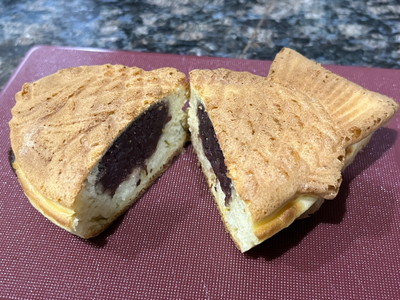 타이야기 배를 갈라보았습니다.