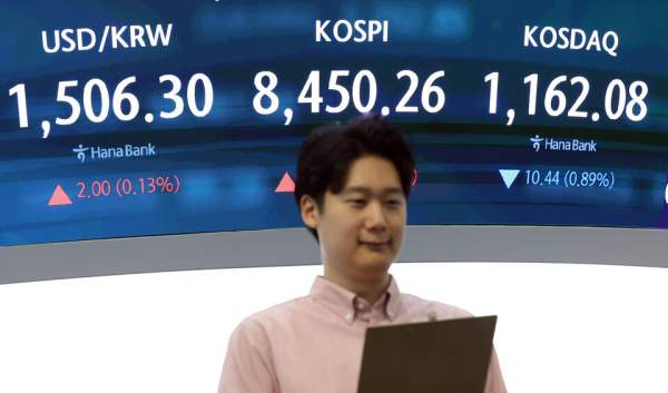 코스피 사상 첫 8400 돌파! 올해 10번째 매수 사이드카 발동 배경과 반도체 폭등 원인 분석