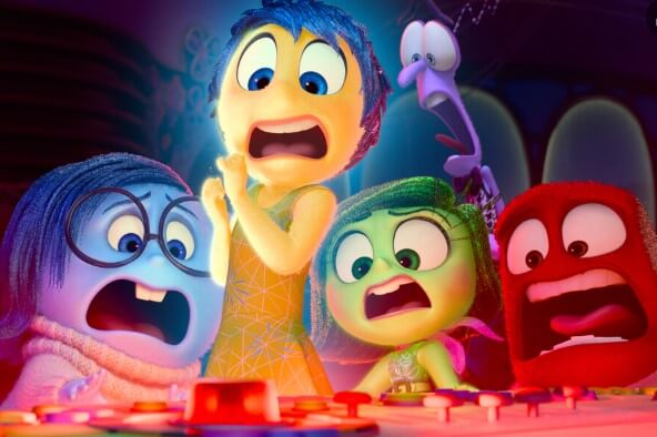 인사이드 아웃 캐릭터들이 깜짝 놀란 모습