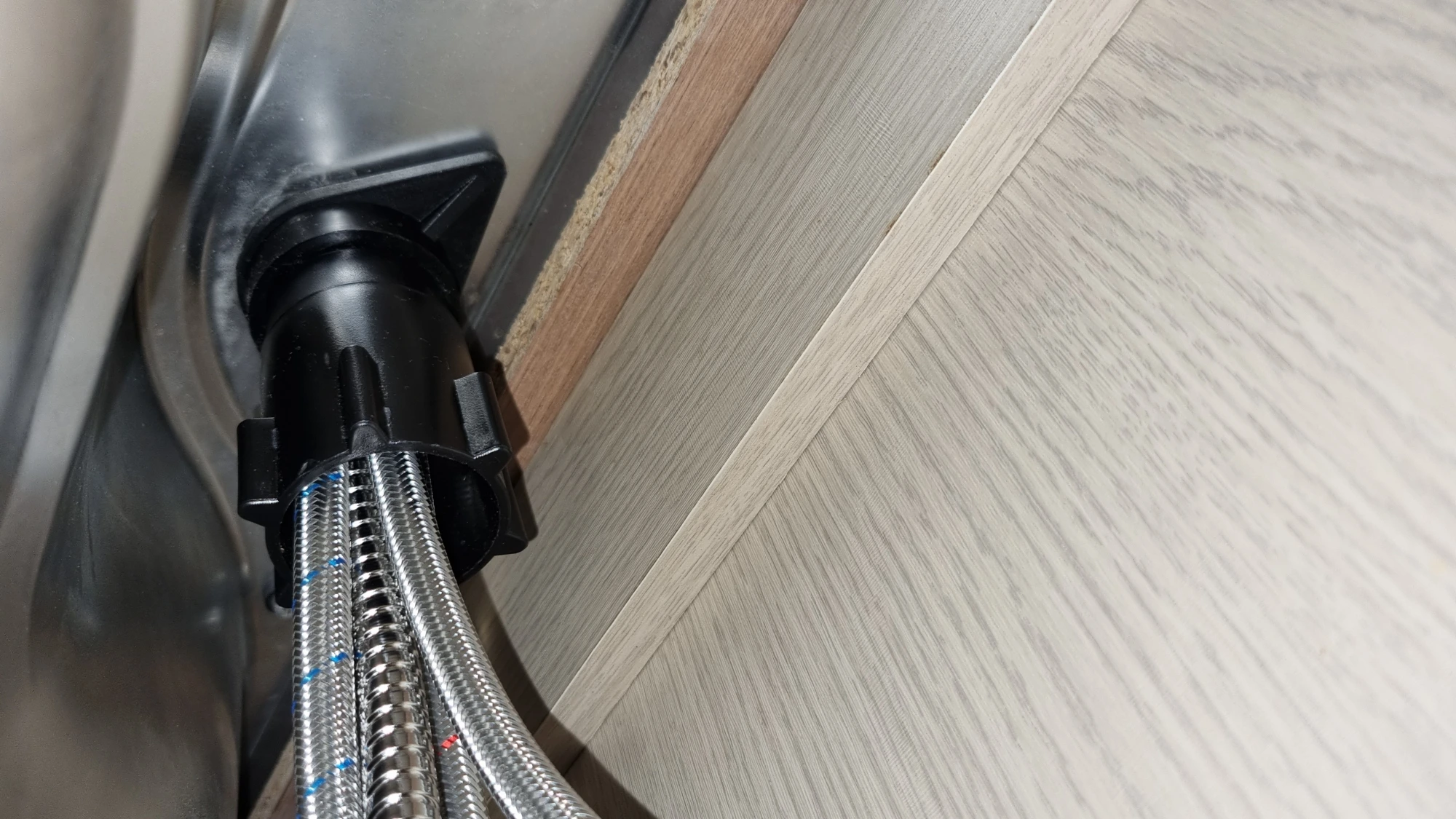 싱크대 수도꼭지 배관