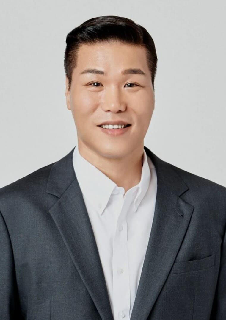 농구-선수-출신-방송인-서장훈