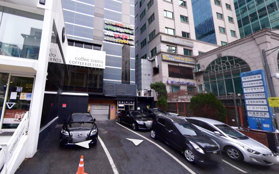 강남역 우송빌딩 주차장 