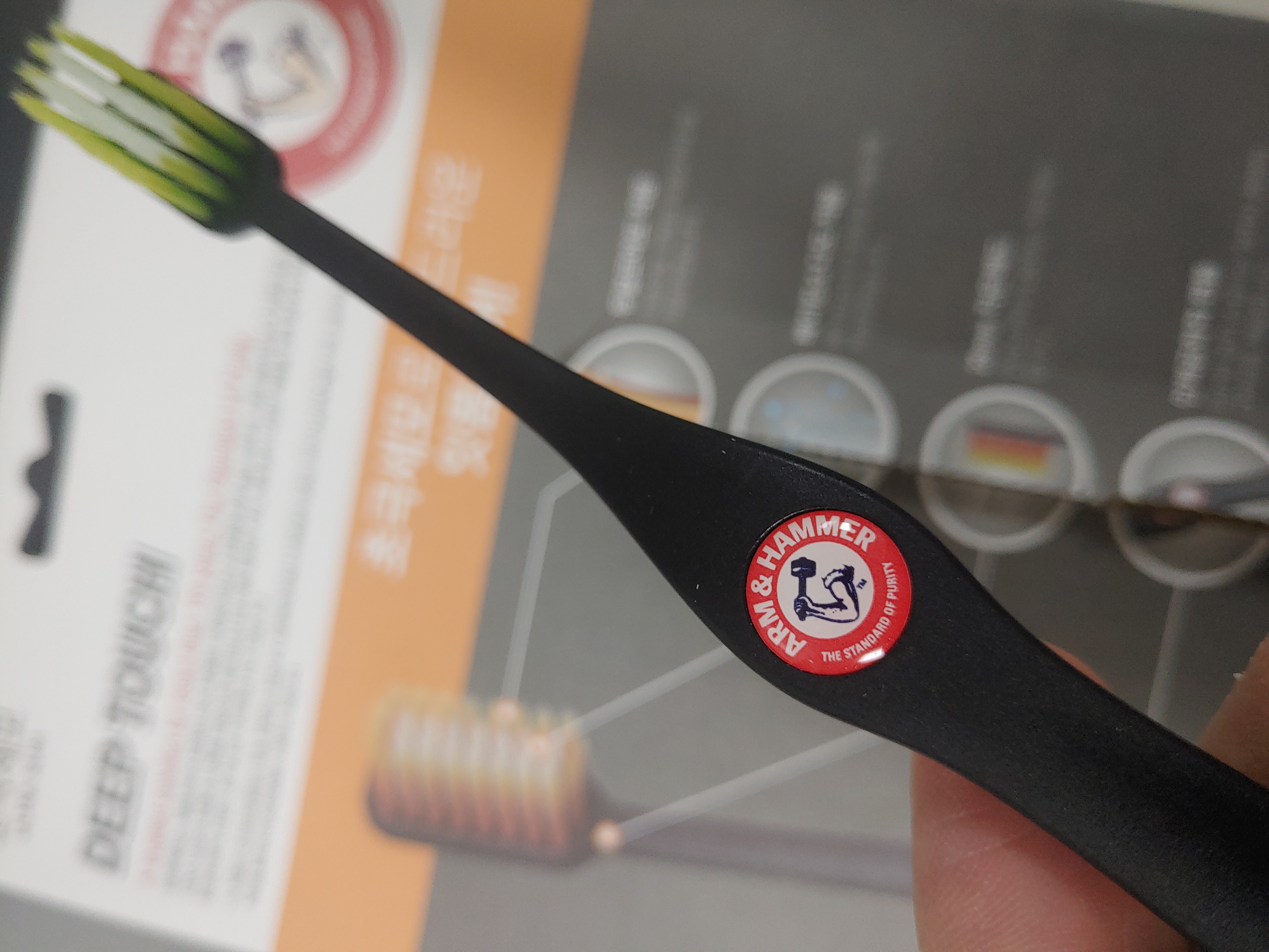 유한 암앤해머 딥터치 초극세모 칫솔