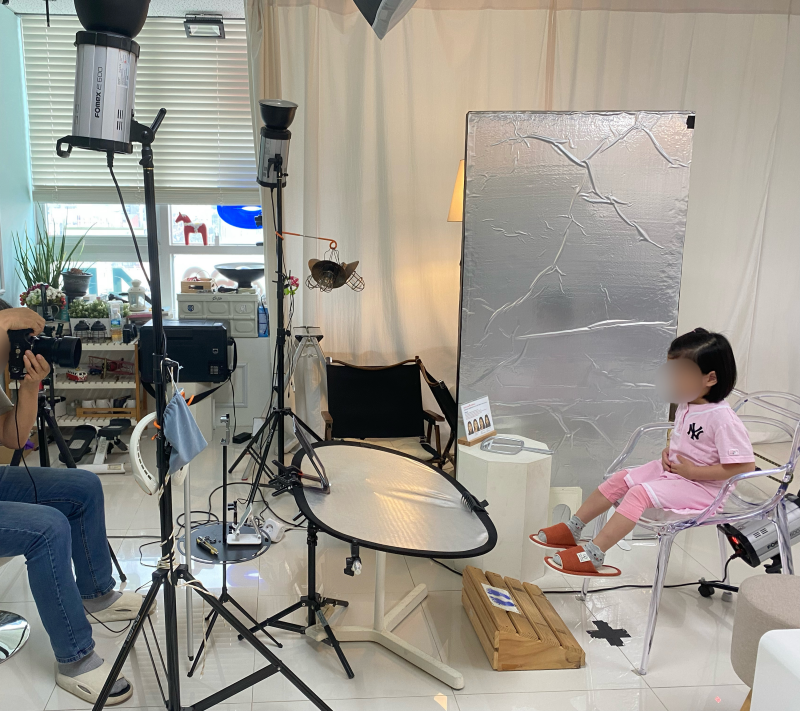 김포-구래동-애니타임사진관-5살-아이-촬영-모습