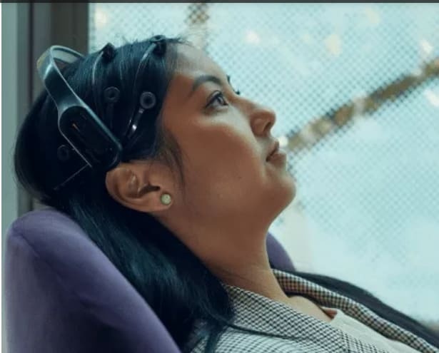 "이것은 공상과학이 아니다"...실험실에서 벗어난 신경기술 VIDEO: ARE YOU READY FOR WORKPLACE BRAIN SCANNING?