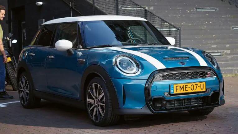 미니쿠퍼5도어-S-전면