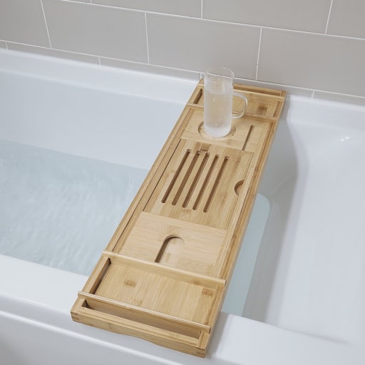 찜질방보다 뜨거운 여름, 반신욕 효과와 올바른 방법은? 관련 사진