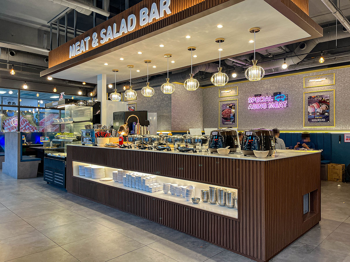 청년고기장수 만덕점 내부