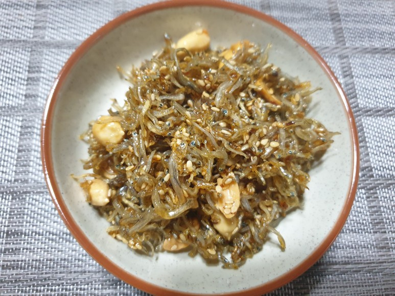 멸치볶음