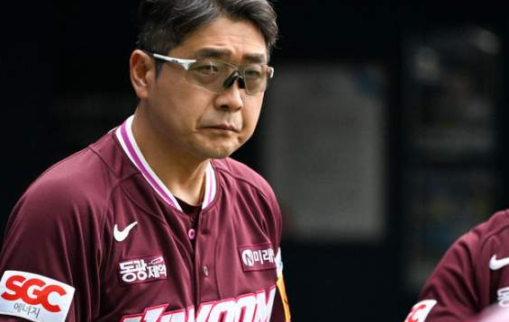 프로야구 감독 연봉&amp;#44; 팀 성적과 비례할까? 비교해보기