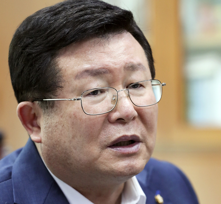 비명계로 공천을 받기 위해서는 개혁신당 블러핑?