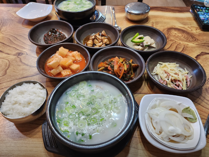 엄가네 곰탕 대표 메뉴