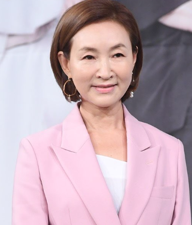 정애리 나이