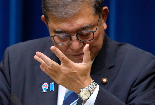 이시바 총리 사임 진짜 이유