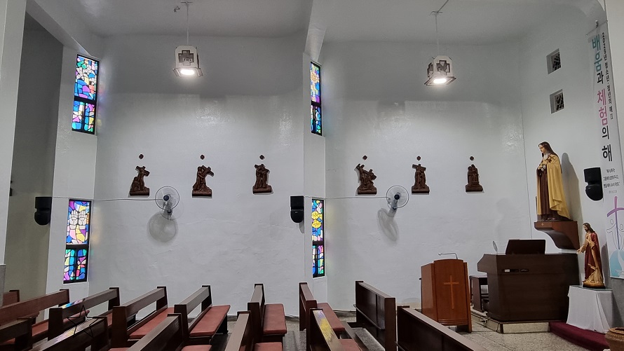 밀양 삼랑진성당 십자가의 길, 스테인드글라스 사진