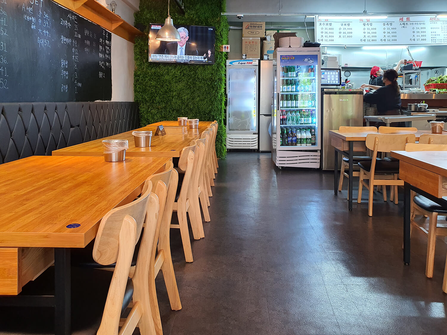 오금동 보쌈&middot;족발 맛집 - 실내전경1