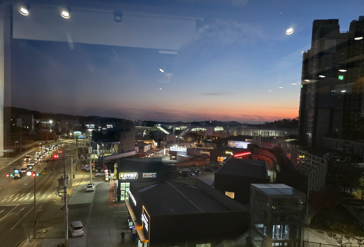 성장나무파크골프 실내모습