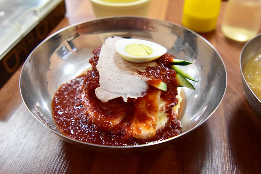 부산의 맛집 황씨네 밀면 비빔밀면