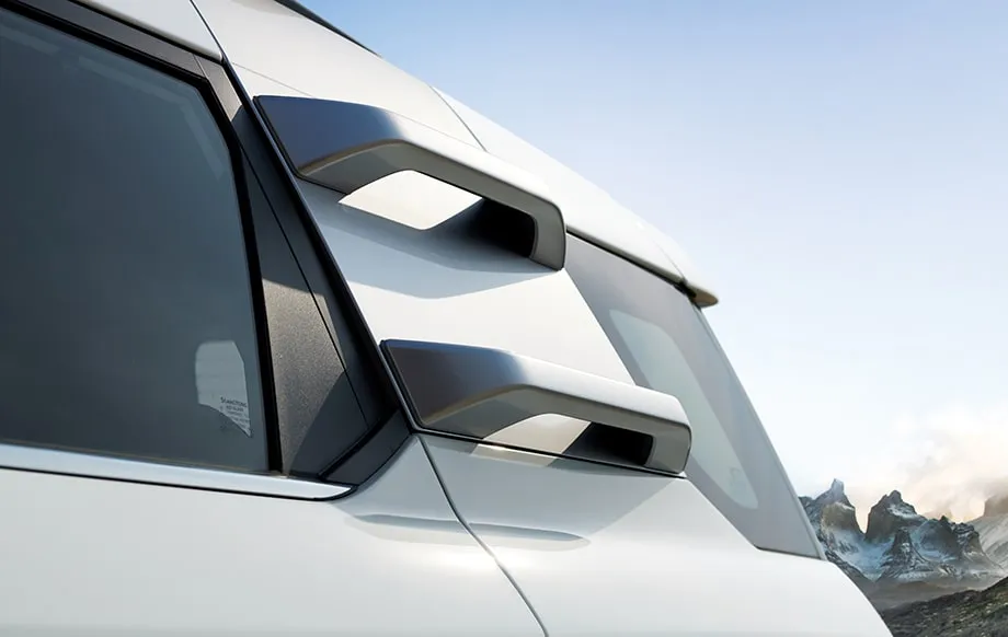 토레스 하이브리드 자동차 이미지