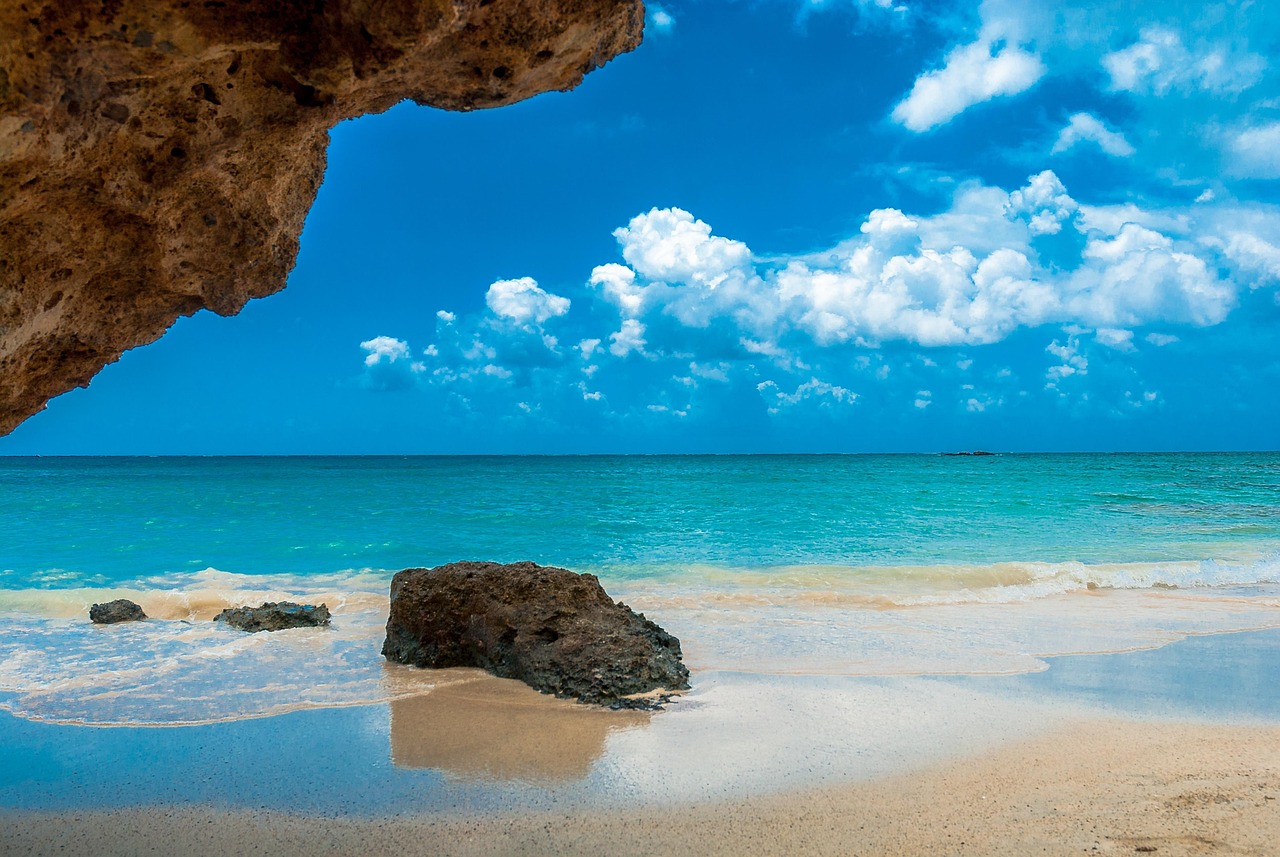 엘라포니시 비치(Elafonissi Beach).