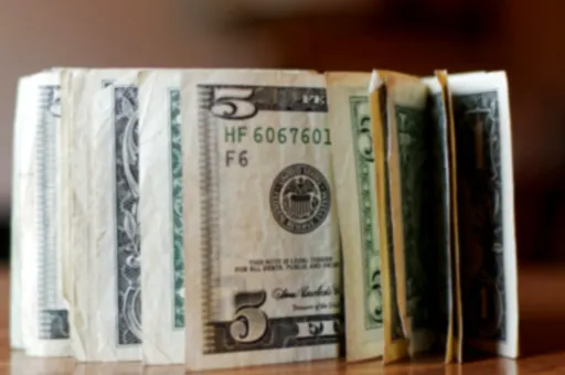 2030 직장인을 위한 현실적인 재테크 전략 (소액 투자 추천)