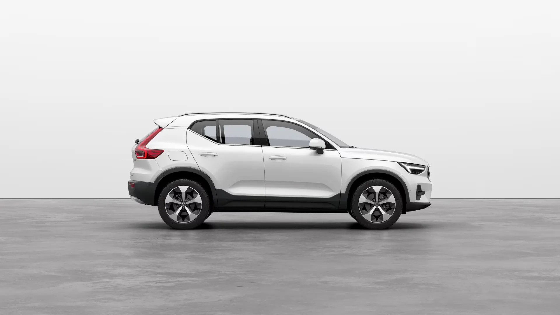 볼보 XC40 이미지