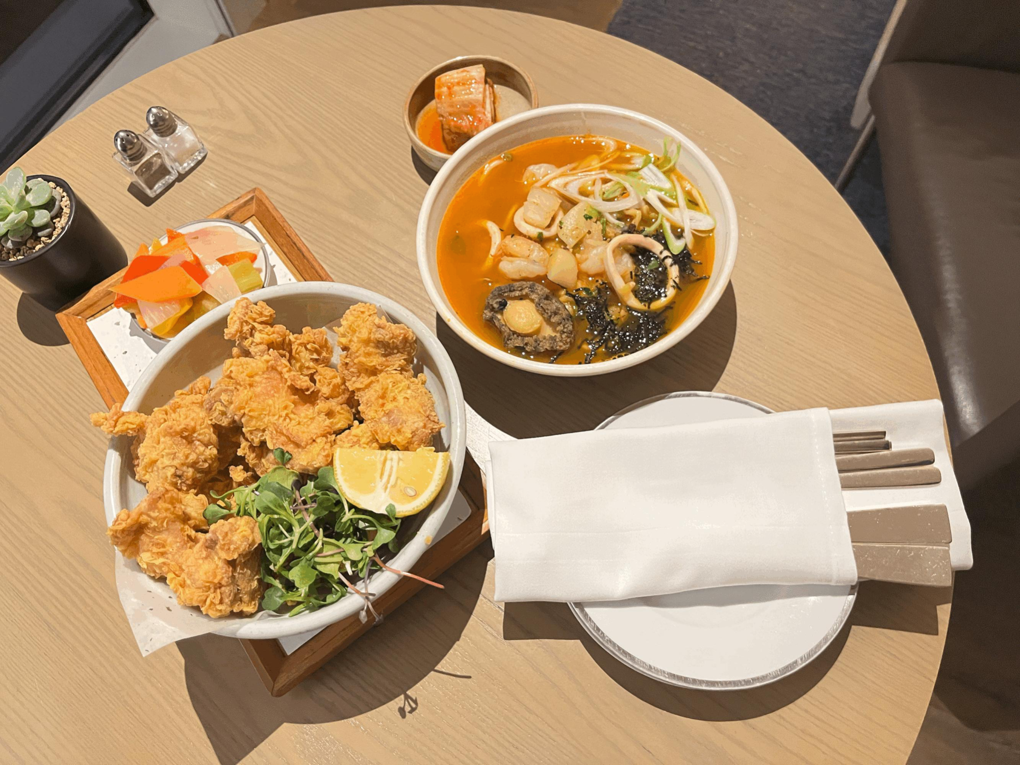 부산-파크하얏트-룸서비스