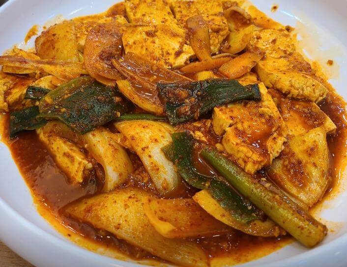 생생정보 34년 전통 두부두루치기