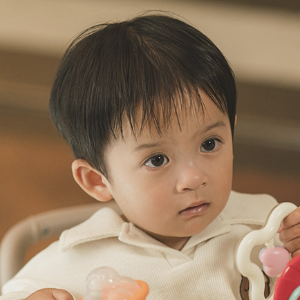 눈물의 여왕 홍건우