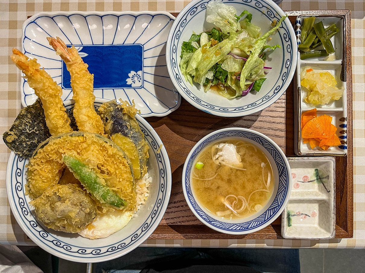 온천천 카페거리 강텐동 강텐동