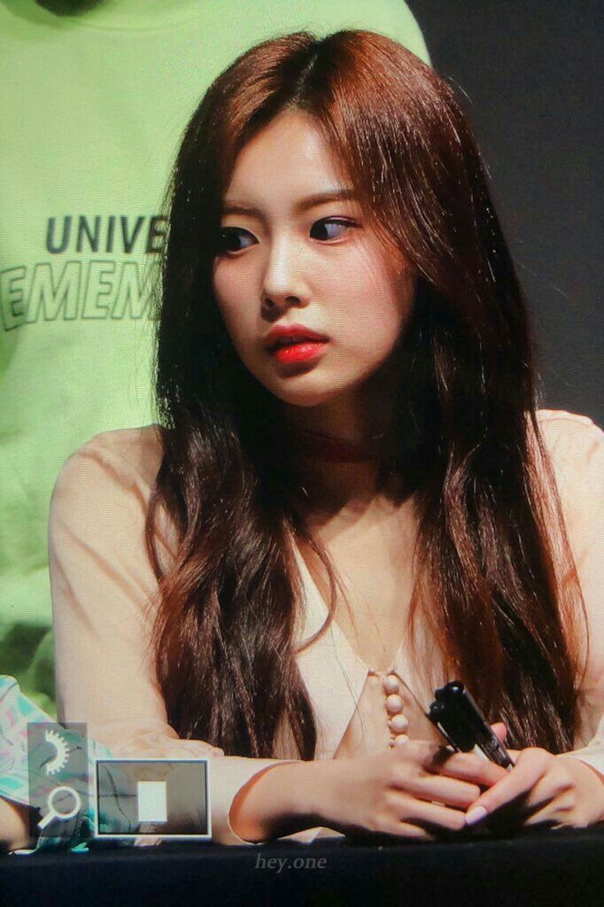 아이즈원 강혜원 몸매 키 아이즈원 강혜원 몸매 키